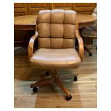 Vintage Solid Wood Pedestal Table with Four Chairs