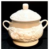 Vintage White Nature Tabletops Unlimited 3 Piece Soup Tureen