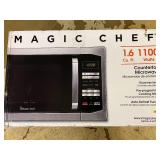 Magic Chef 1100 Watt Countertop Microwave
