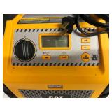 CAT - 3 in 1 Professional Power Station with Jump Starter and Compressor - 4 USB Ports and Outlet