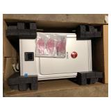 Rheem IKONIC 10.1 GPM Super High Efficiency Indoor or Outdoor Liquid Propane Tankless Water Heater   Customer Returns See Pictures