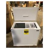 Magic Chef 7.0 cu. ft. Chest Freezer in White Damaged Customer Returns See Picures