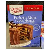 CO 1 - Duncan Hines Signature Perfectly Moist Fudge Marble Cake Mix Lot of 6