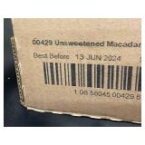 AZ 5 - Milkadamia Unsweetened Macadamia Milk - 32 fl oz (6-Pack)