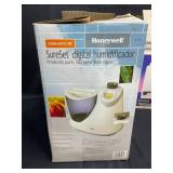 Lot of 2 Humidifiers - Honeywell and Sunbeam Models