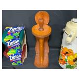 Mixed Kitchenware & Accessories Lot - Parini Pizza Cooker, Chicago Cutlery Knife Set (incomplete), Zojirushi Thermos, and More