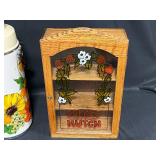 Mixed Kitchenware & Accessories Lot - Parini Pizza Cooker, Chicago Cutlery Knife Set (incomplete), Zojirushi Thermos, and More