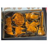 Vintage Lot of Cooky Press, Cookie Cutters, Recipe Boxes, and Home Decor