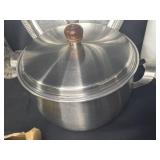 Assorted Kitchenware and Small Appliances - Lot