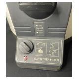 Assorted Kitchenware and Small Appliances - Lot