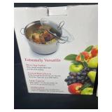 Lot of Beverage Dispenser, Juicer/Steamer and Party Perk