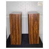 Vintage RCA Wooden Radio with Dual Speakers