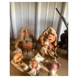 Trolls & wood figures