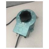 Variable Autotransformer Input 120V Output 0-140V 10A 50/60HZ 1.4KVA Staco Energy Products TYPE 033-3504