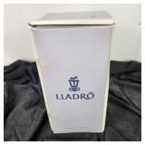 LLADRO 07618 Garden Song Figurine Retired