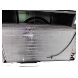 New - LG 18,000 BTU 230/208V Window Air Conditioner Cools 1000 sq. ft. with and Remote in White