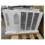 New - LG 18,000 BTU 230/208V Window Air Conditioner Cools 1000 sq. ft. with and Remote in White