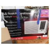 LG 12,200 BTU 230/208V Window Air Conditioner Cools 570 Sq. Ft. with Heater and Wi-Fi Enabled in White