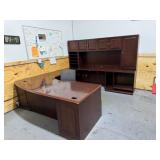 Large L-Shaped Office Desk with Hutch