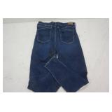 12 regular American Eagle jeans