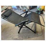 Zero Gravity Sun Lounger Relaxing Reclining Garden Patio Chair
