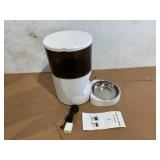 ZUPOX 6L Automatic Cat Feeder with Camera Timed Pet Feeder 1080P HD Video with Night Vision 2.4G WiFi