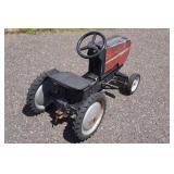 Vintage ERTL Case International 7130 Pedal Tractor