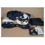 Comforter with Two Pillowcases -King