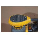DeWalt 1/4 Sheet Palm Sander