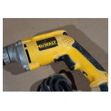DeWalt VSR Drywall Screwdriver