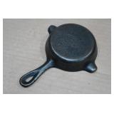 Antique Wagnerware #1050 Cast Iron Skillet Ashtray