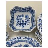 Lovely Hutschenreuther Dinner Wear