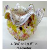 Pleasing Collection of Vintage Glass Pieces