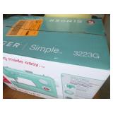 Singer sewing machine like new