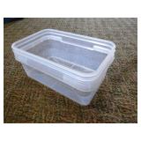 160 Plastic Containers with Lids