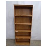 Bookshelf / Storage with 4 adjustable Shelves