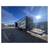 USED - 2019 Jayco Talon Platinum 392T