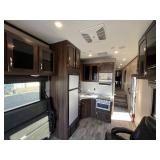 USED - 2019 Jayco Talon Platinum 392T