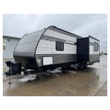 USED - 2022 Dutchmen MFG Aspen Trail LE 29BB Rear Bunks!