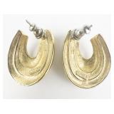 Napier Beige Enamel Swoop Gold Tone Base Metal Post Back Pierced Earrings.