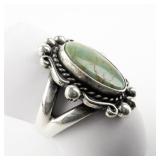 Unmarked (Navajo) Oval Turquoise Sterling Silver Ring. Size 7 - 7.25.