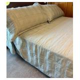 Fieldcrest Reversible Queen Bedding