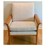 Mid-Century Modern Arm Kayser Chair