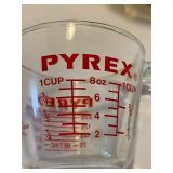 Beautiful Vintage Amber Glass Pitcher and Glass Pyrex Measuring Cups