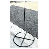 Shepards Hook with Bird Feeder