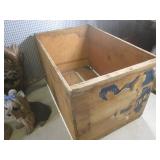 (A-2) Assorted Decor Figures in Vin...