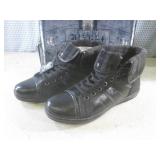 (CS) Pair of Bohst Shoes Size 11 - ...