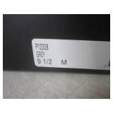 (CS) Pair of Impulse Hi-Top Shoes S...