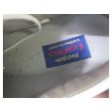 (BS) Pair of FootJoy LoPro Collecti...