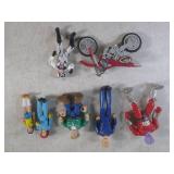 (EC1) Assorted Toy Figures...
